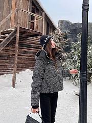 Chanel fragrant snowflake woven down jacket  - 1