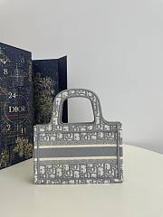 Dior Mini Book Tote 23*7*17cm - 3