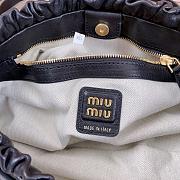 Miu Miu underarm dumpling bag 44 X 16 X10.5 cm - 4