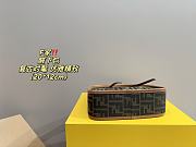 Fendi Retro Underarm Bag 20X12CM - 5