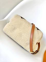 LV M23468 White Lambskin Speedy Bandoulière 25 Handbag 25x 19x 15cm   - 6