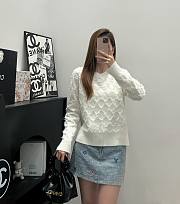 Chanel knitted round neck pullover whiite shirt - 1