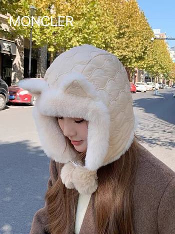 Moncler Lei Feng hat