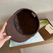 Burberry duckbill military brown cap - 4