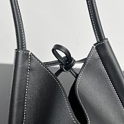 BV Calfskin Handbag Black Bag 30x26x2CM - 2