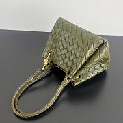 Bottega Veneta Small Parachute Shoulder bag in supple Intrecciato leather kaki - 6