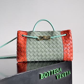 Bottega Veneta Small Andiamo E/W Intrecciato Leather Tote Bag