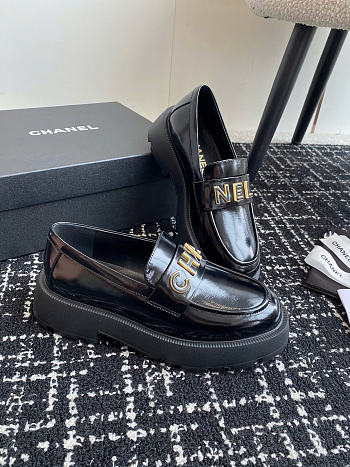 Chanel Loafer In Black