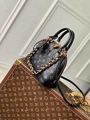 Louis Vuitton Alma BB M12289  - 6