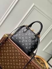 Louis Vuitton Alma BB M12289  - 3