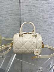 Dior Groove 20 Bag Dusty Ivory Macrocannage Color Calfskin - 1