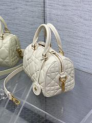 Dior Groove 20 Bag Dusty Ivory Macrocannage Color Calfskin - 3