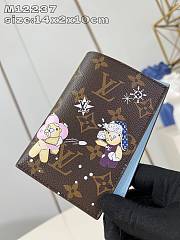 Louis Vuitton Passport Cover Exclusive Prelaunch M12237 - 6