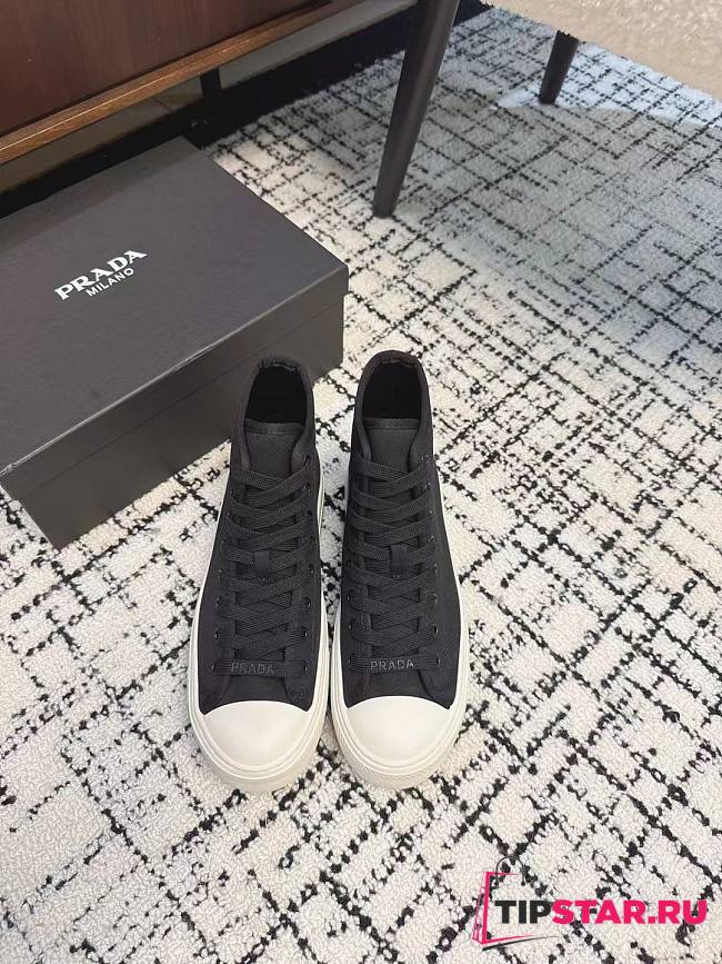 Prada Women Sneaker In Black Color - 1