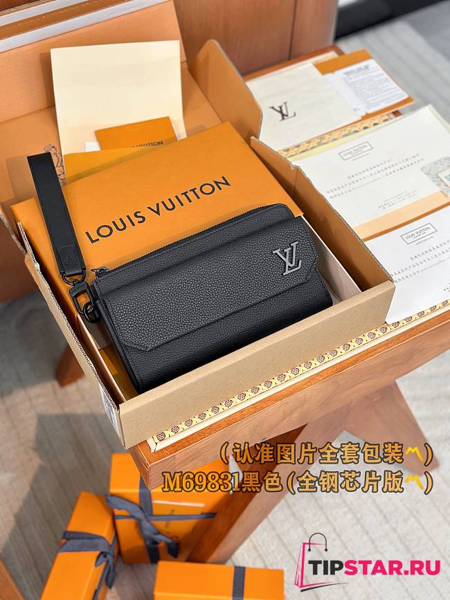 Louis Vuitton Aerogram Long Wallet Black - 1