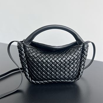 Bottega Veneta Mini Cobble Handbag In Black