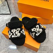 Louis Vuitton Fur Flat Sandals In Black White Pattern - 2