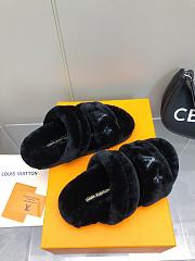 Louis Vuitton Fur Flat Sandals In Black - 3