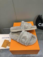 Louis Vuitton Fur Slipper In Gray - 6