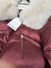 Max Mara Short Down Jacket In Burgundy - 3