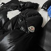 Moncler Puffer Jacket In Black - 6