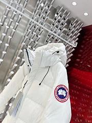 Canada Goose Expedition parka in white - 6