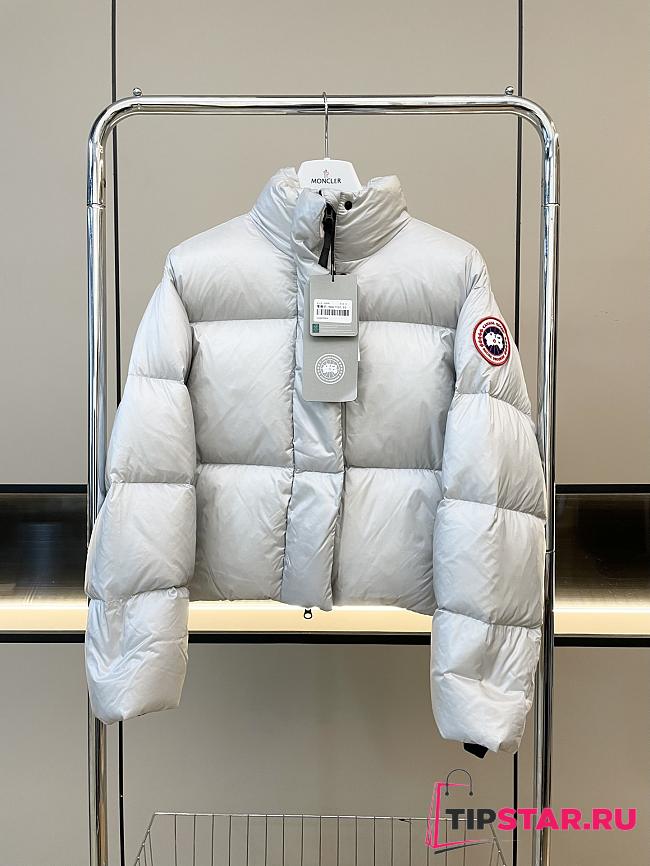 Canada Goose Cypress Logo Coat In White - 1