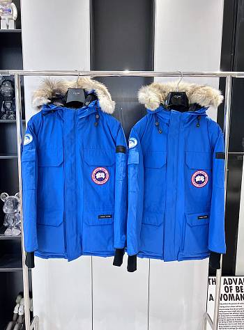 Canada Goose Expedition Logo Patch Hooded Parka Blue