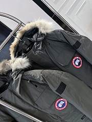 Canada Goose Expedition Logo Patch Hooded Parka Dark Gray - 6