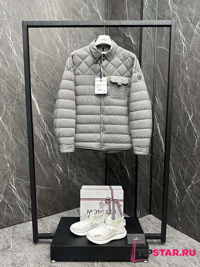 Moncler Iseran jacket in gray - 1