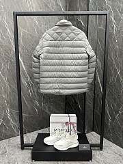 Moncler Iseran jacket in gray - 3