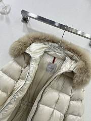 Moncler Brasseurs Short Down Jacket Beige - 2