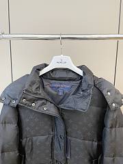 Louis Vuitton Short Down Jacket In Black - 4