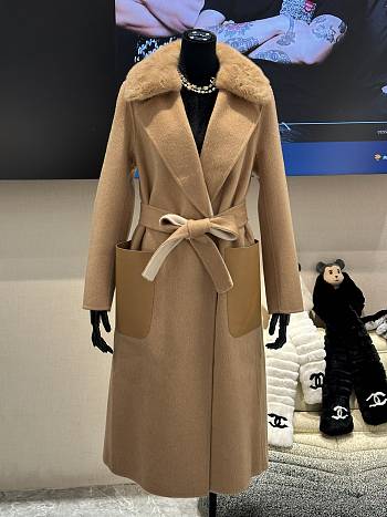 Fendi Cashmere Coat With Fur Collar Brown