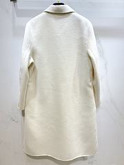 Fendi Coat With Fur Pockets In White - 2