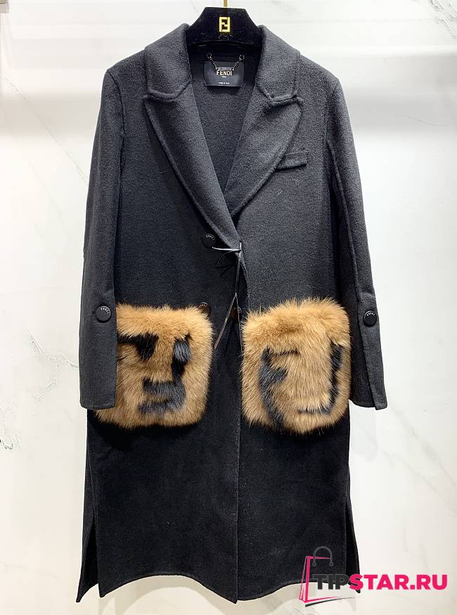 Fendi Coat With Fur Pockets In Black - 1