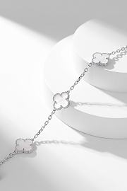 Van Cleef & Arpels Alhumbra Vintage Necklace Silver Tone In White - 5