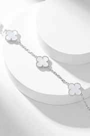 Van Cleef & Arpels Alhumbra Vintage Necklace Silver Tone In White - 4