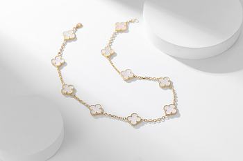 Van Cleef & Arpels Alhumbra Vintage Necklace Gold Tone In White