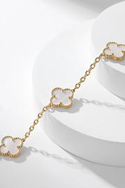 Van Cleef & Arpels Alhumbra Vintage Necklace Gold Tone In White - 5