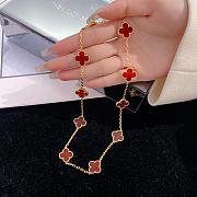 Van Cleef & Arpels Alhumbra Vintage Necklace Gold Tone In Red - 2