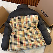 Burberry Vintage check-pattern reversible padded jacket - 4