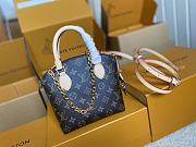 Louis Vuitton Lockit BB Bag Canvas material M12019 - 4