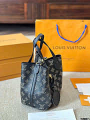 Louis Vuitton Blossom MM Mahina Black - 4