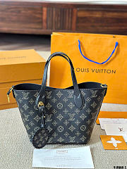 Louis Vuitton Blossom MM Mahina Black - 2