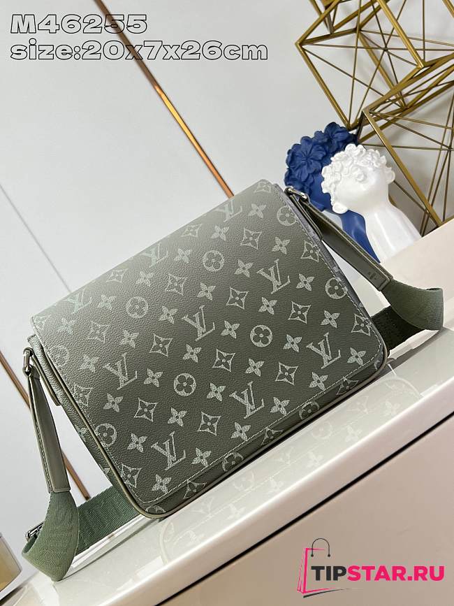 Louis Vuitton District Monogram Gradient - 1