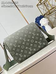 Louis Vuitton District Monogram Gradient - 1