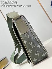 Louis Vuitton District Monogram Gradient - 2