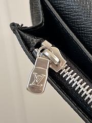 Louis Vuitton Brazza Monogram - 6