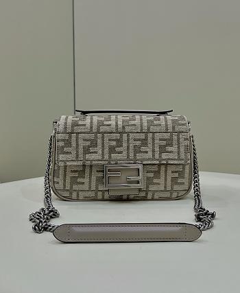 Fendi Baguette Chain Midi Bag Beige